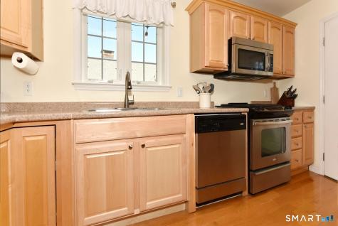 33 Longvue Drive Wethersfield CT 06109