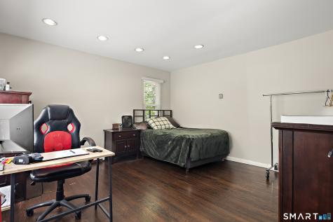 421 Chestnut Hill Road Stamford CT 06903