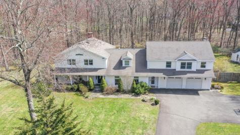17 Sullivan Drive Redding CT 06896