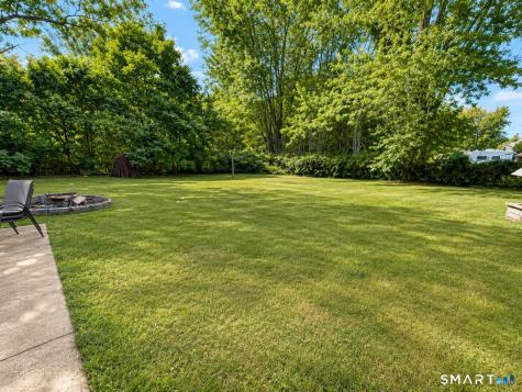 87 Taftville Occum Road Norwich CT 06360