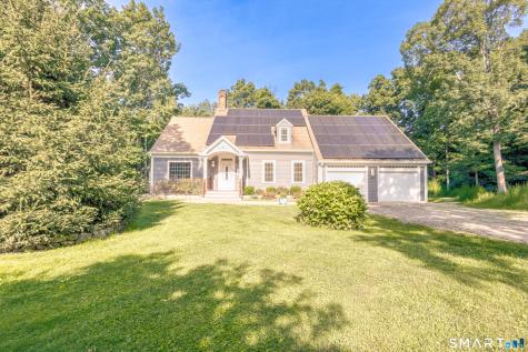 14 North Branch Road Newtown CT 06470