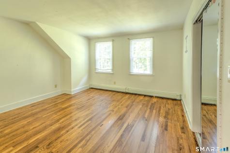 14 North Branch Road Newtown CT 06470