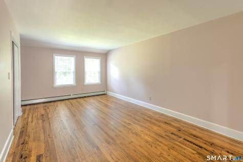 14 North Branch Road Newtown CT 06470