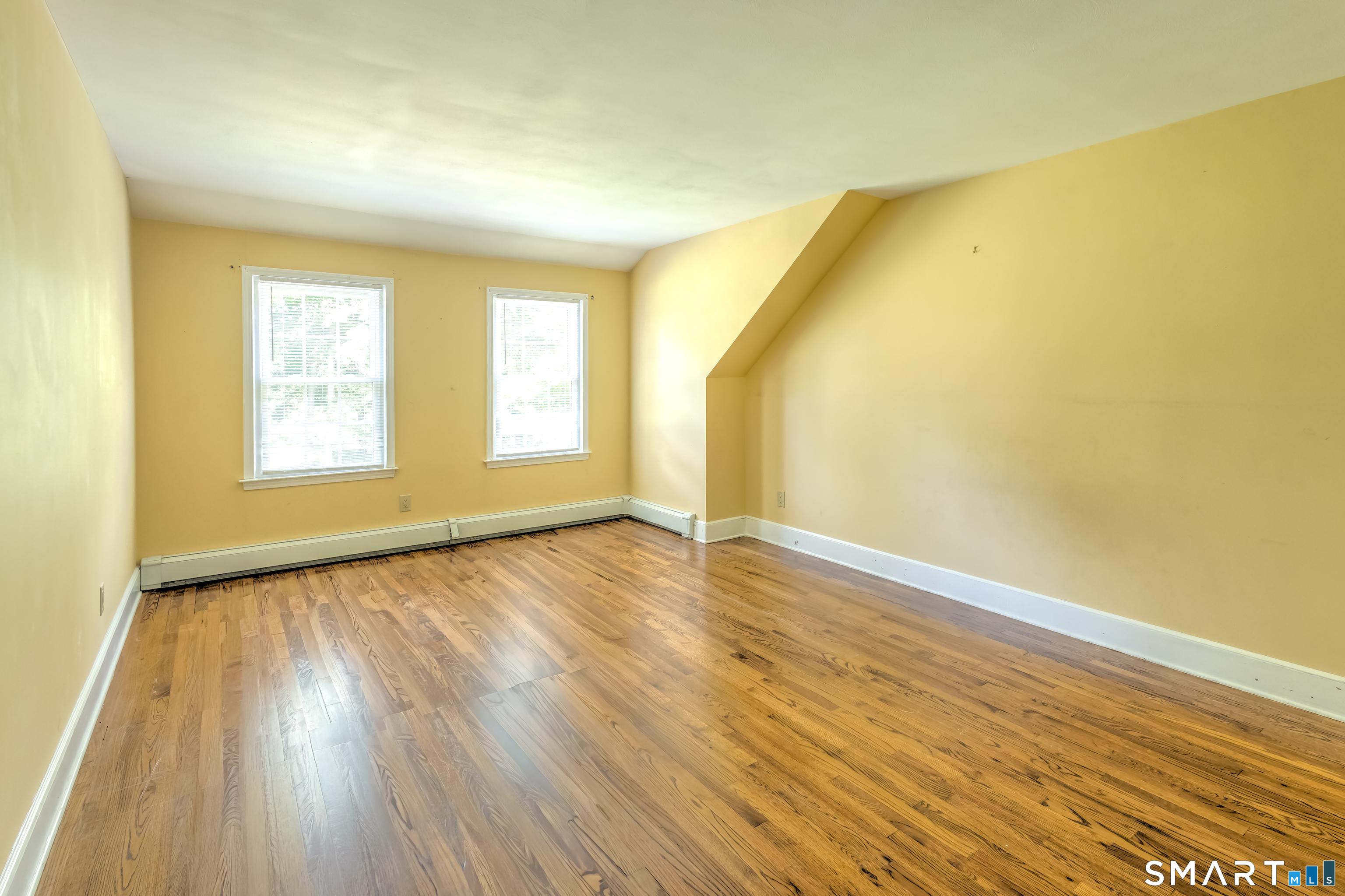14 North Branch Road Newtown CT 06470