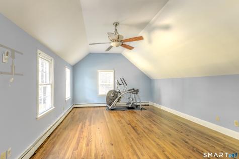 14 North Branch Road Newtown CT 06470