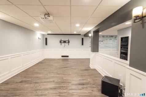 14 North Branch Road Newtown CT 06470