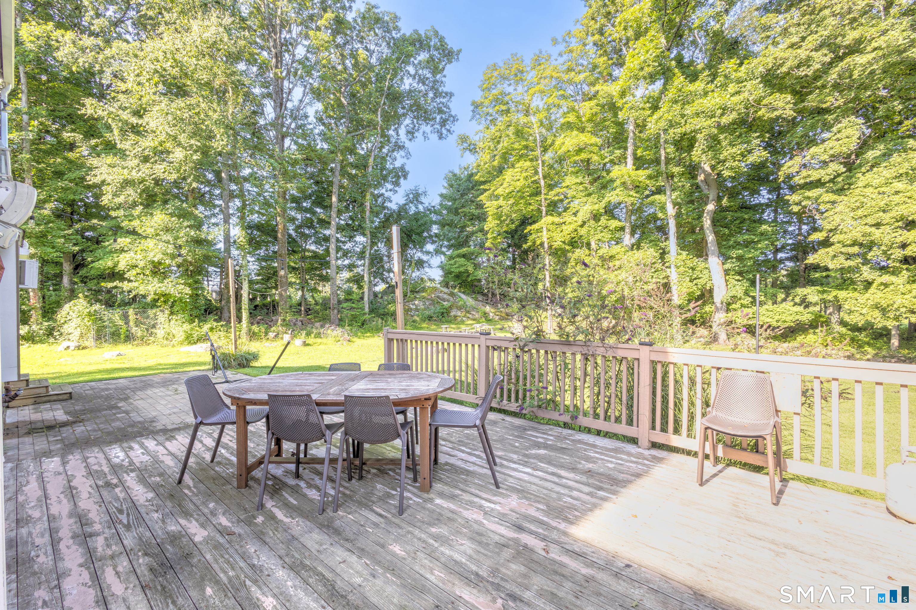 14 North Branch Road Newtown CT 06470
