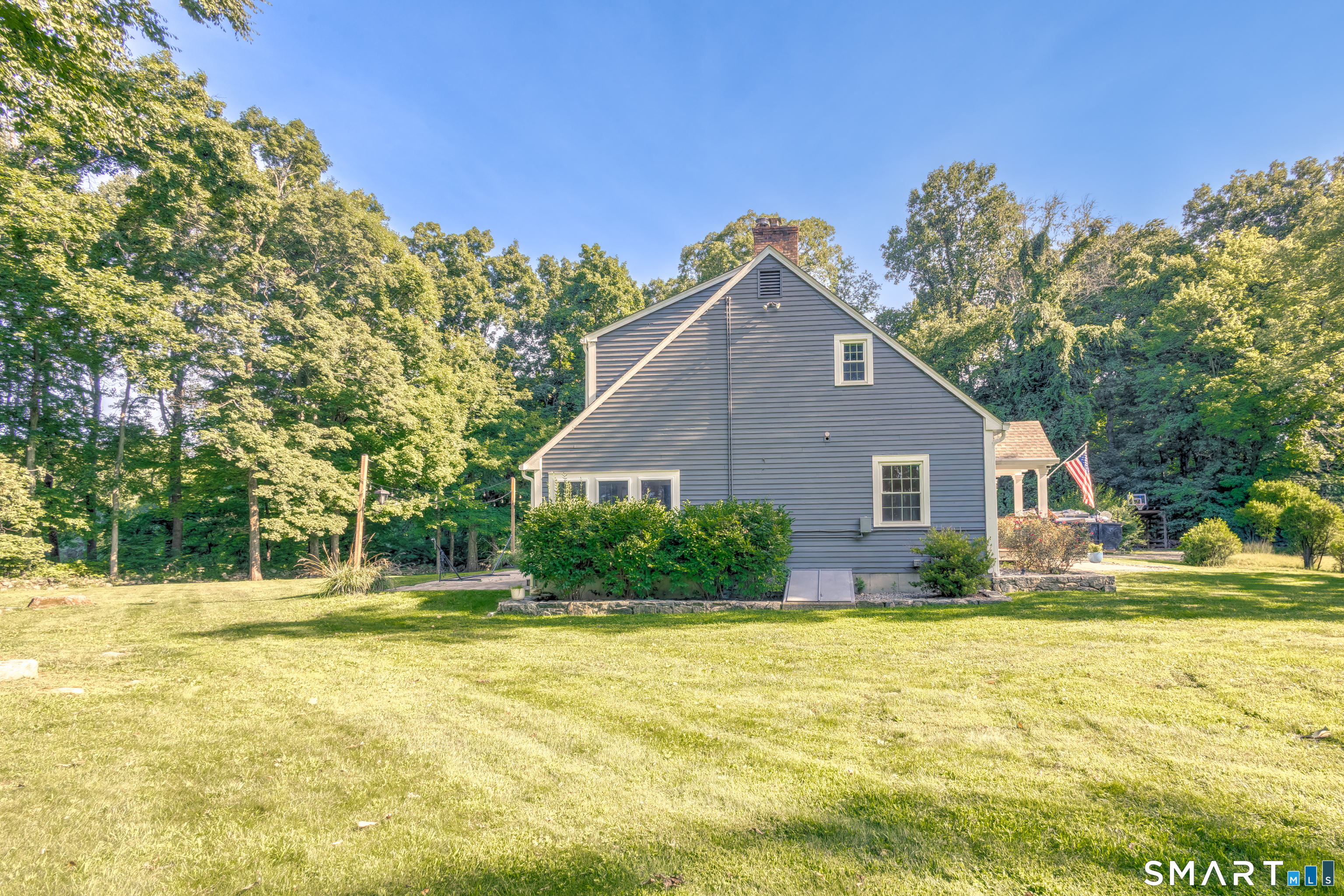 14 North Branch Road Newtown CT 06470