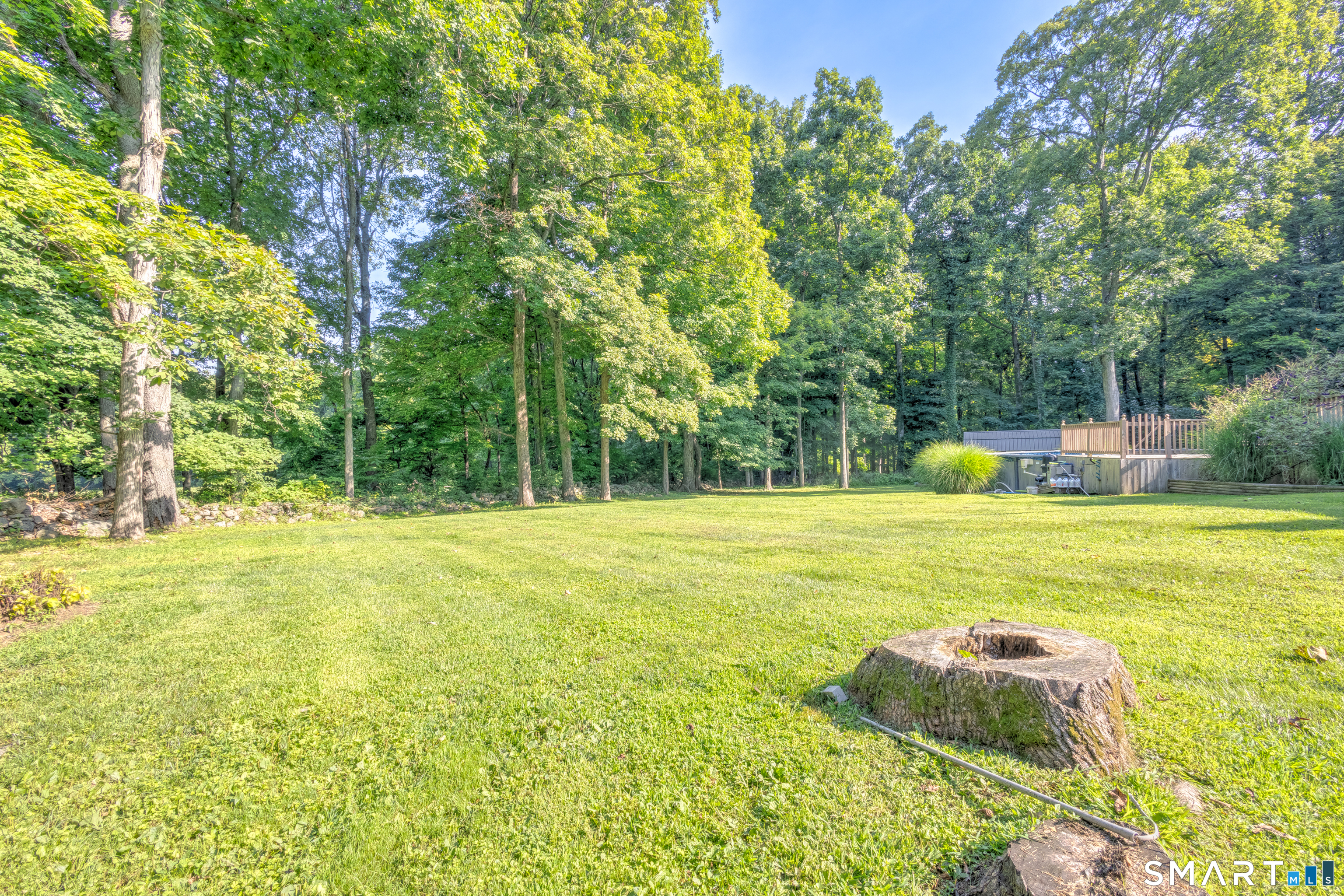 14 North Branch Road Newtown CT 06470
