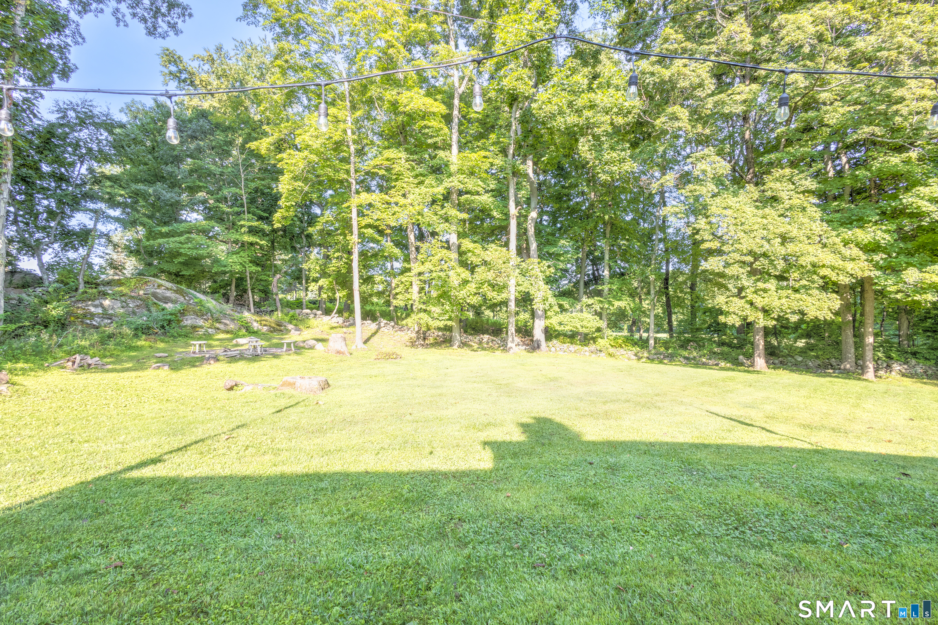 14 North Branch Road Newtown CT 06470