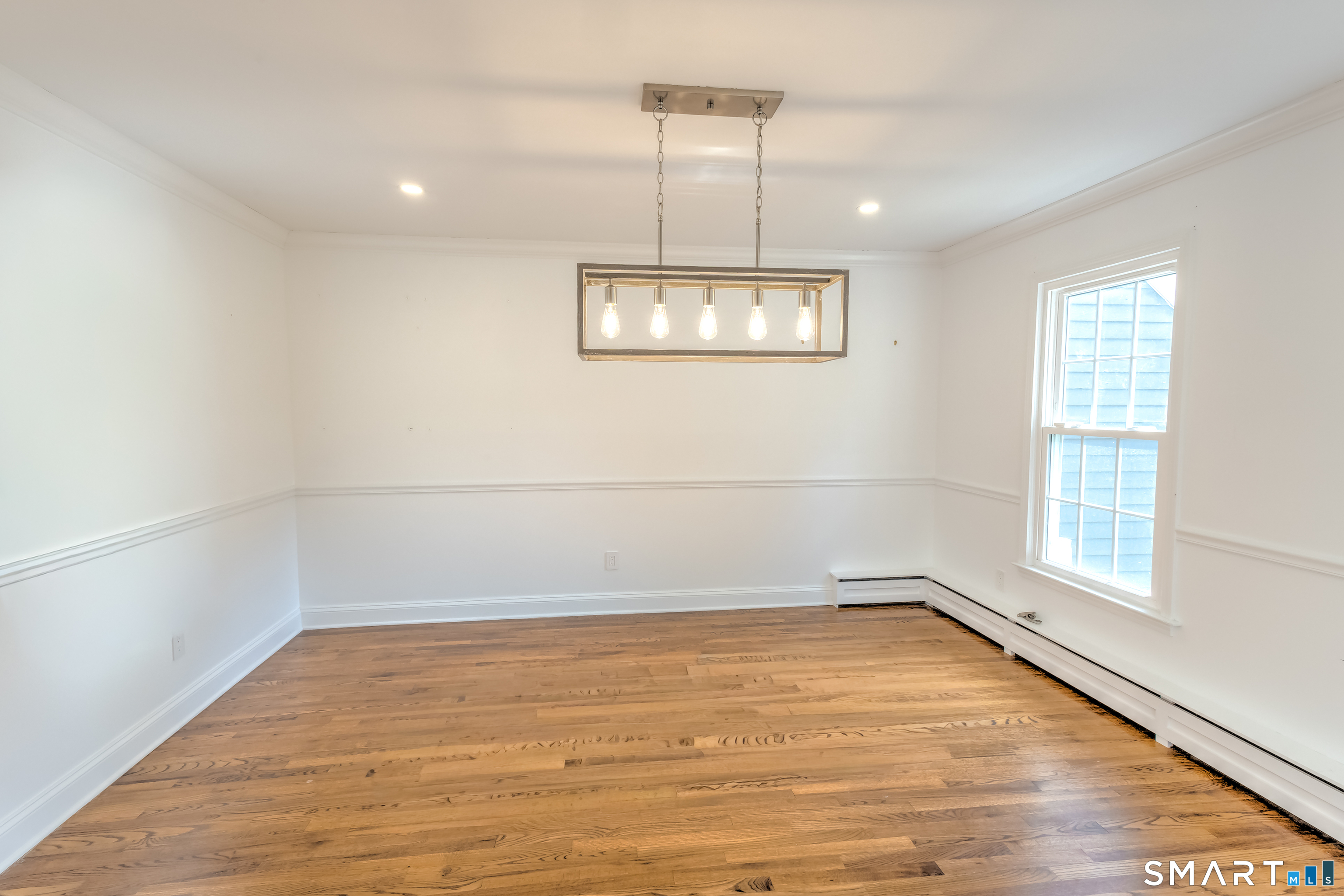 14 North Branch Road Newtown CT 06470