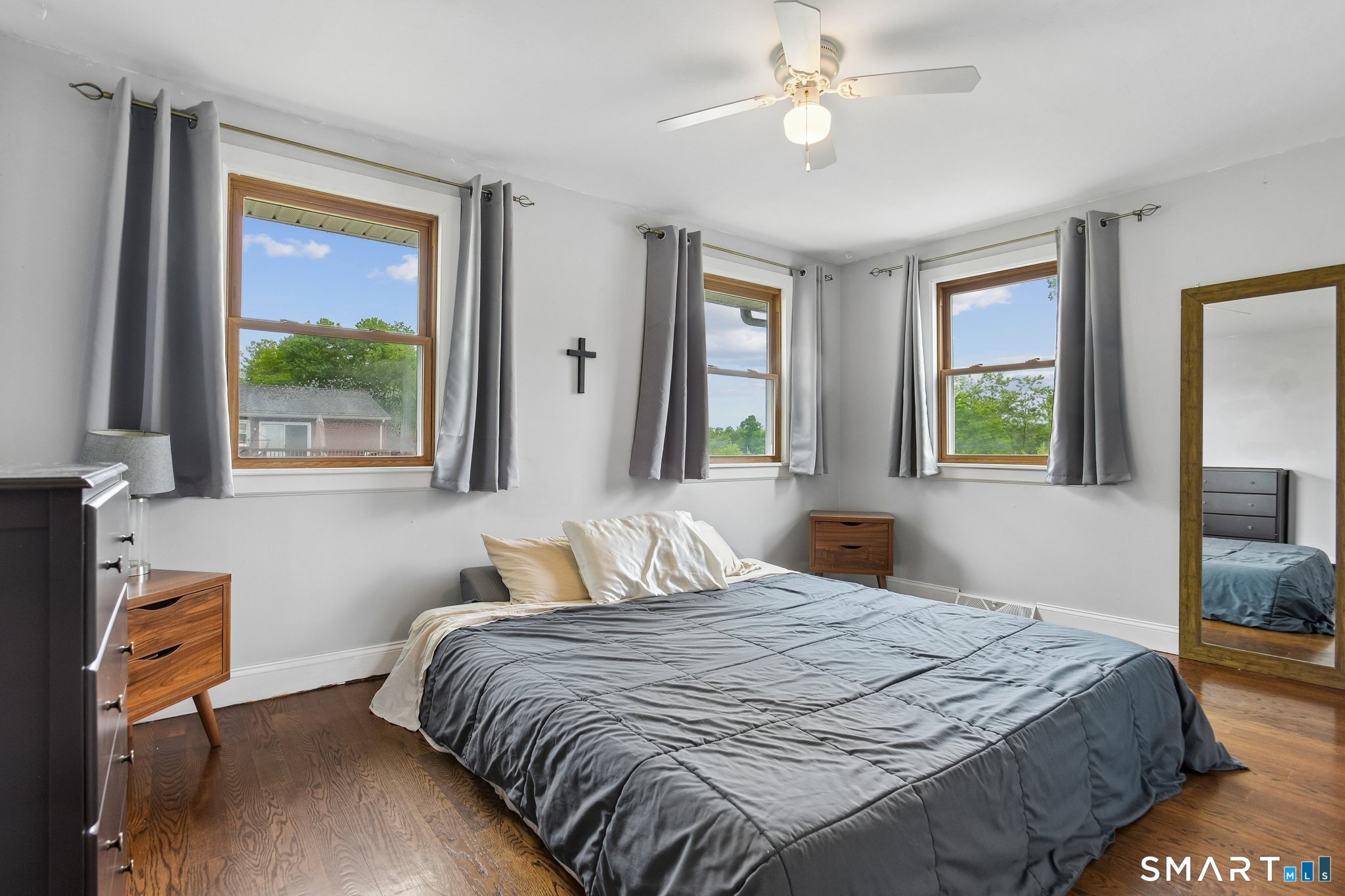 8 Norwell Street West Haven CT 06516