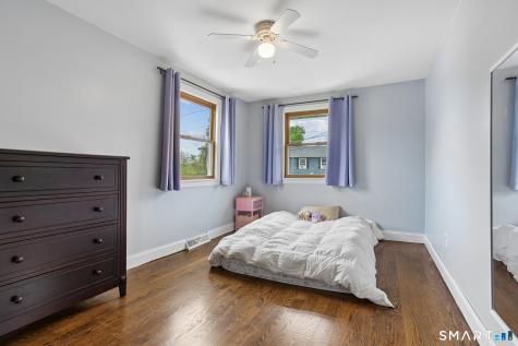 8 Norwell Street West Haven CT 06516