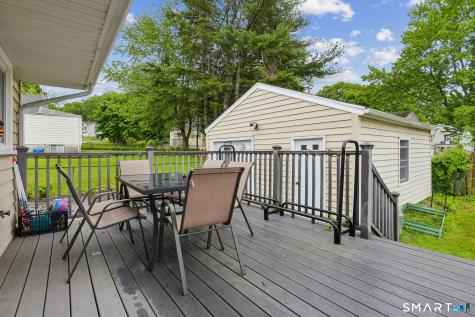 8 Norwell Street West Haven CT 06516
