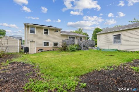 8 Norwell Street West Haven CT 06516