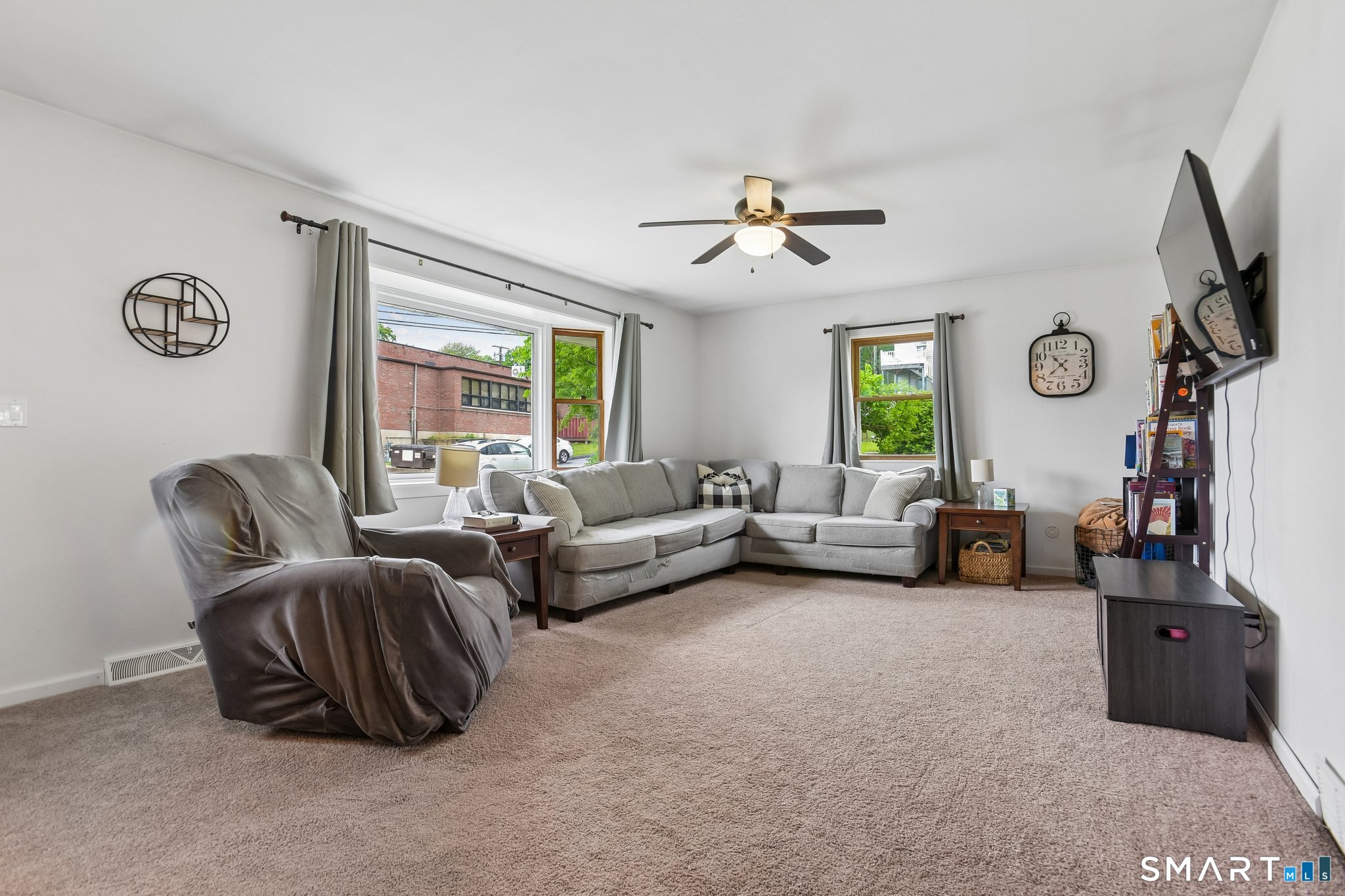 8 Norwell Street West Haven CT 06516