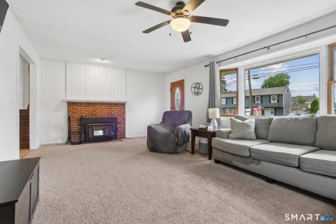 8 Norwell Street West Haven CT 06516
