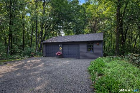 345 Nut Plains Road Guilford CT 06437