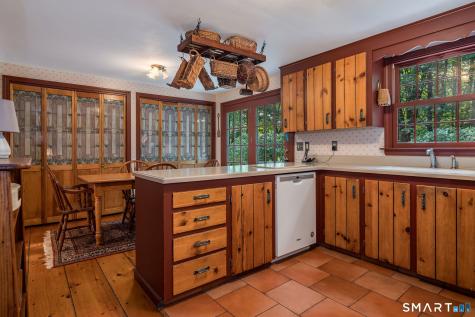 345 Nut Plains Road Guilford CT 06437