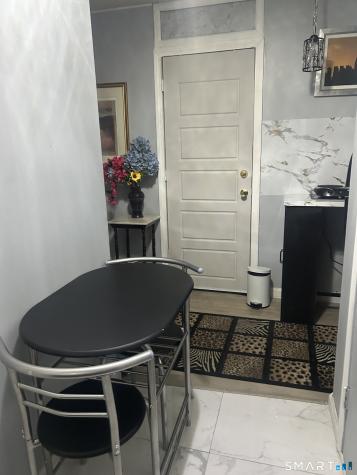 135 Pheasant Road West Haven CT 06516
