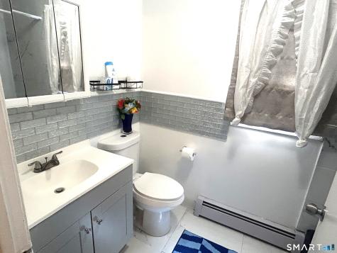 135 Pheasant Road West Haven CT 06516