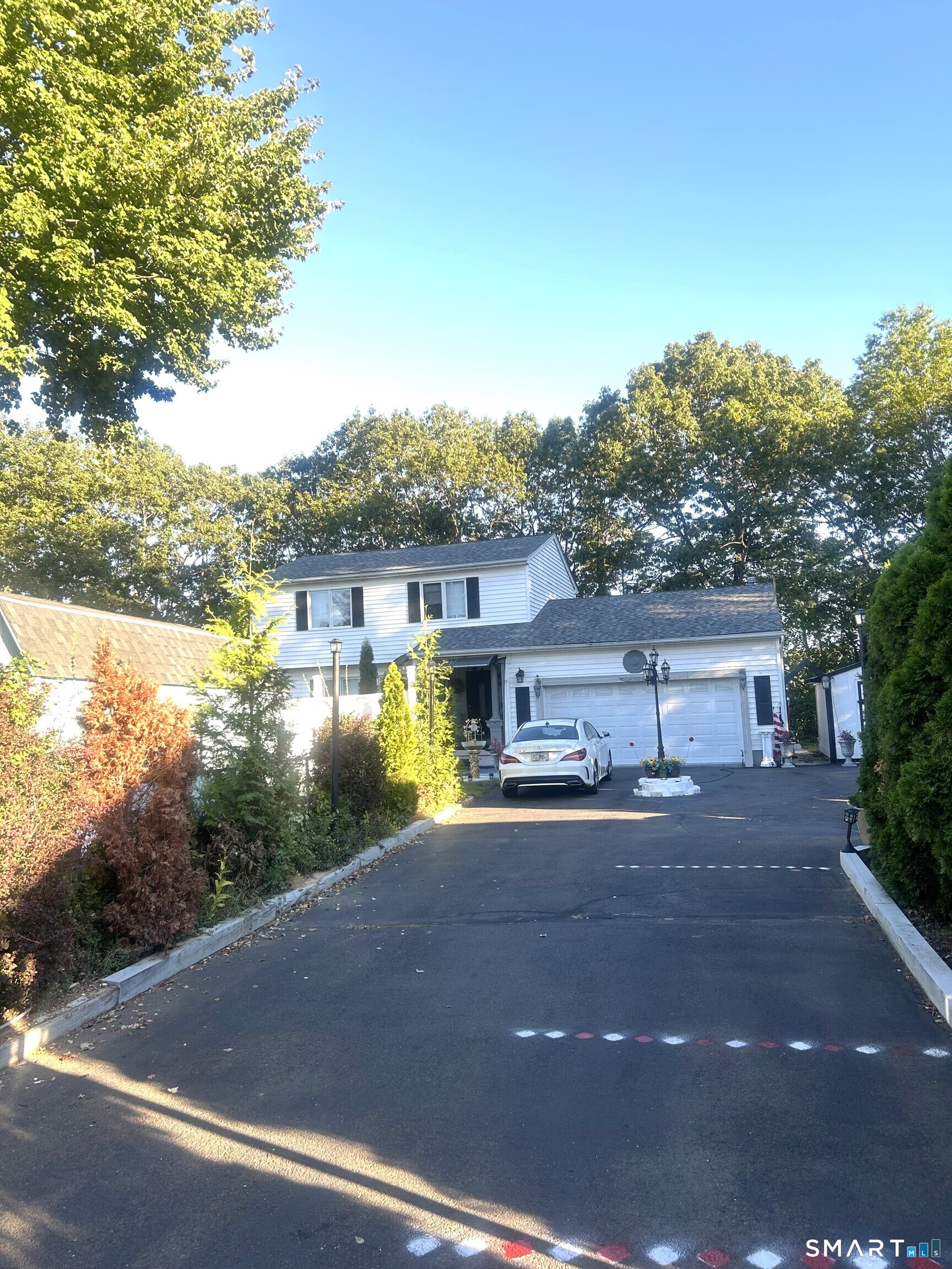 135 Pheasant Road West Haven CT 06516