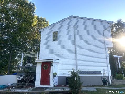 135 Pheasant Road West Haven CT 06516