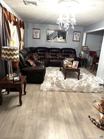 135 Pheasant Road West Haven CT 06516