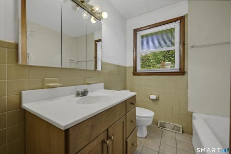 78 Perkins Avenue Waterbury CT 06704