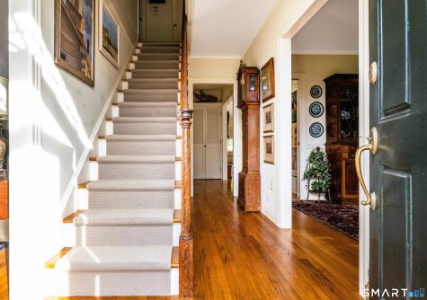 16 North Avenue Madison CT 06443