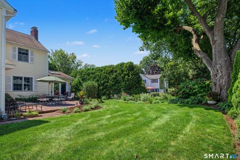 16 North Avenue Madison CT 06443