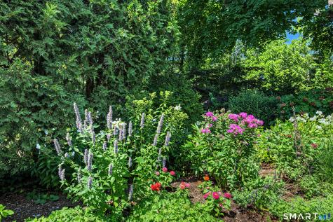 16 North Avenue Madison CT 06443