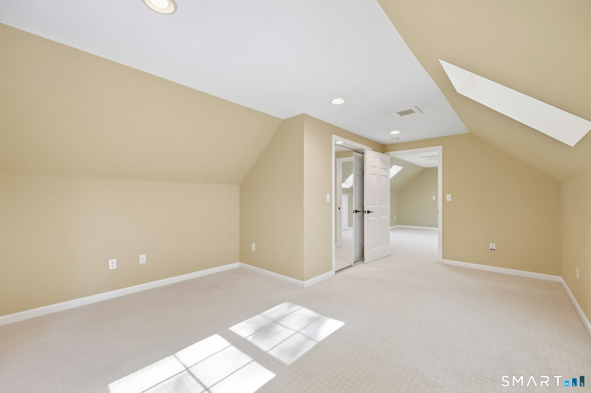 43 Hickory Lane Mansfield CT 65648
