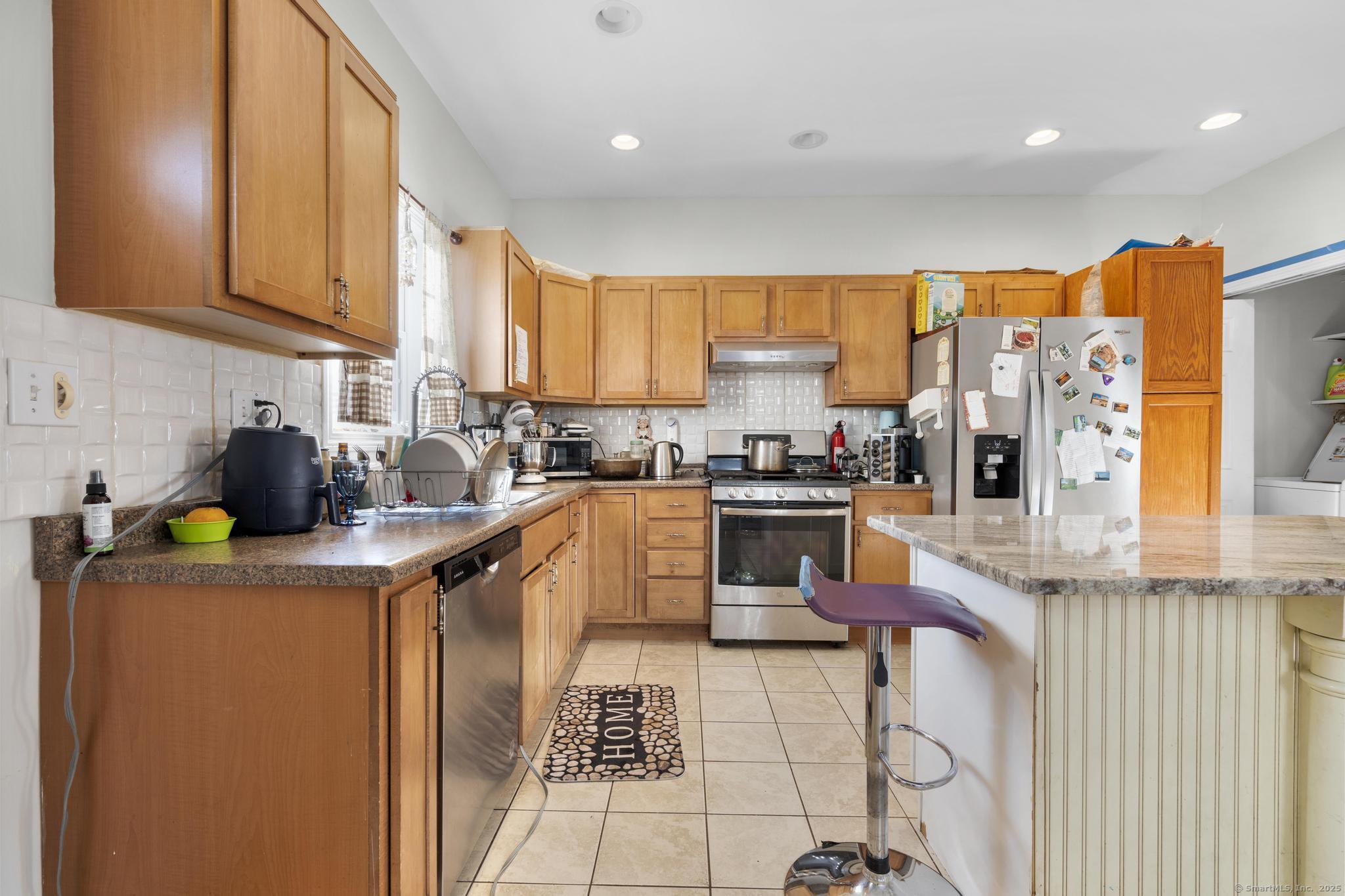 39 Infield Street Bridgeport CT 06606