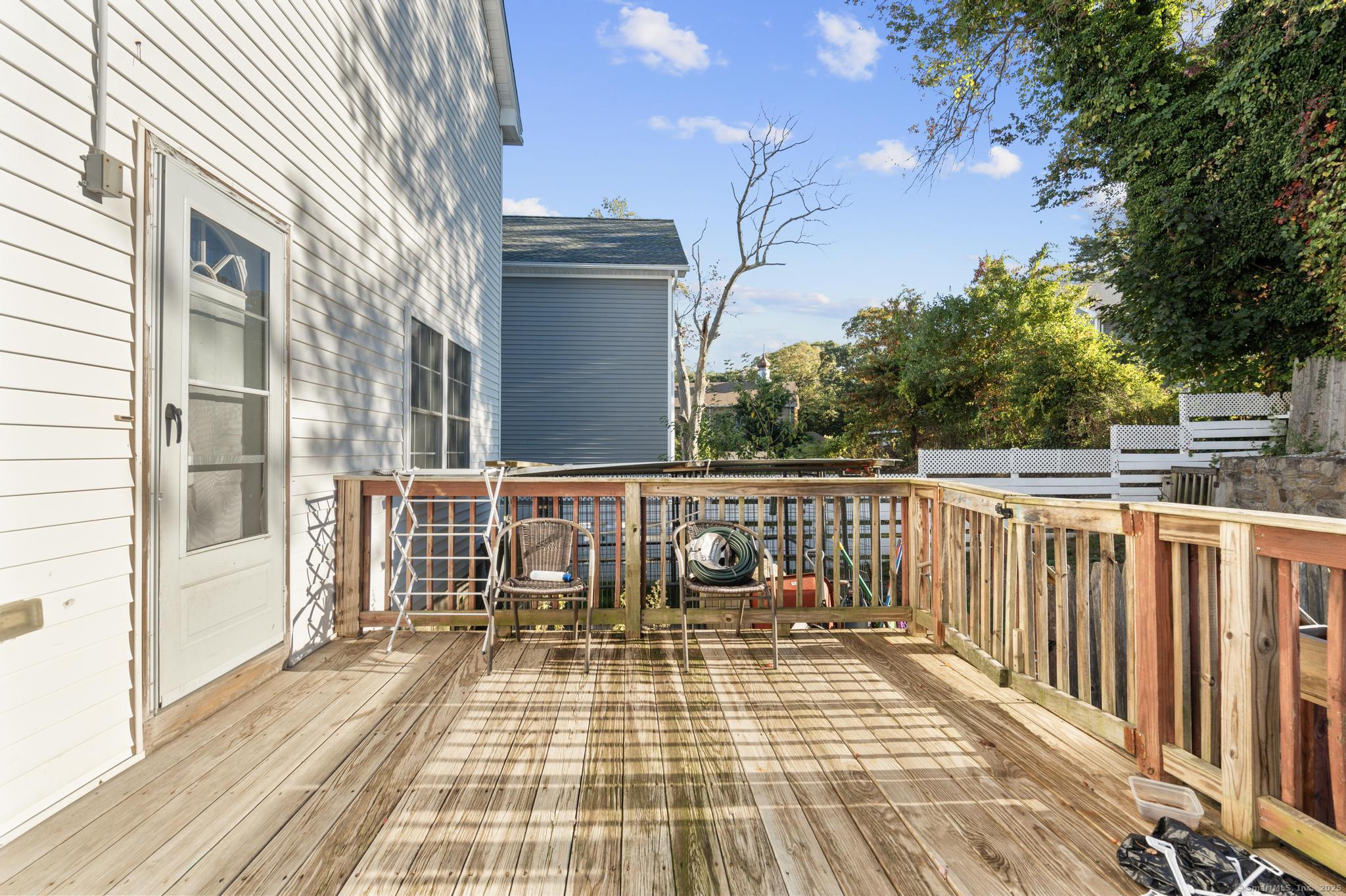 39 Infield Street Bridgeport CT 06606