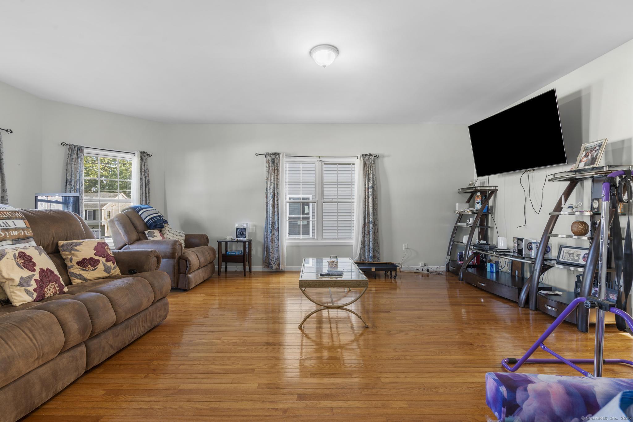 39 Infield Street Bridgeport CT 06606