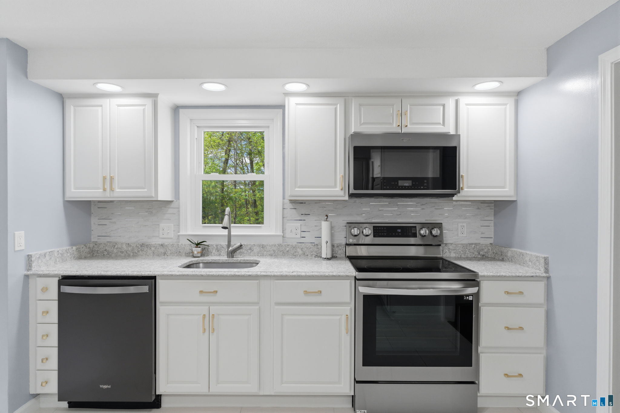 39 Tall Pines Lane Rocky Hill CT 06067