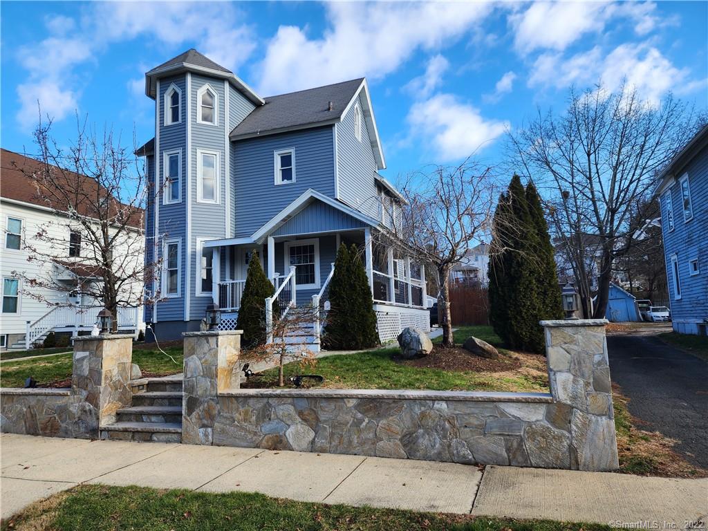 15 Meadow Street Danbury CT 06810