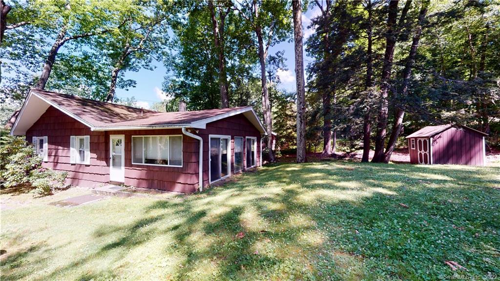 35 Paul Street Danbury CT 06810