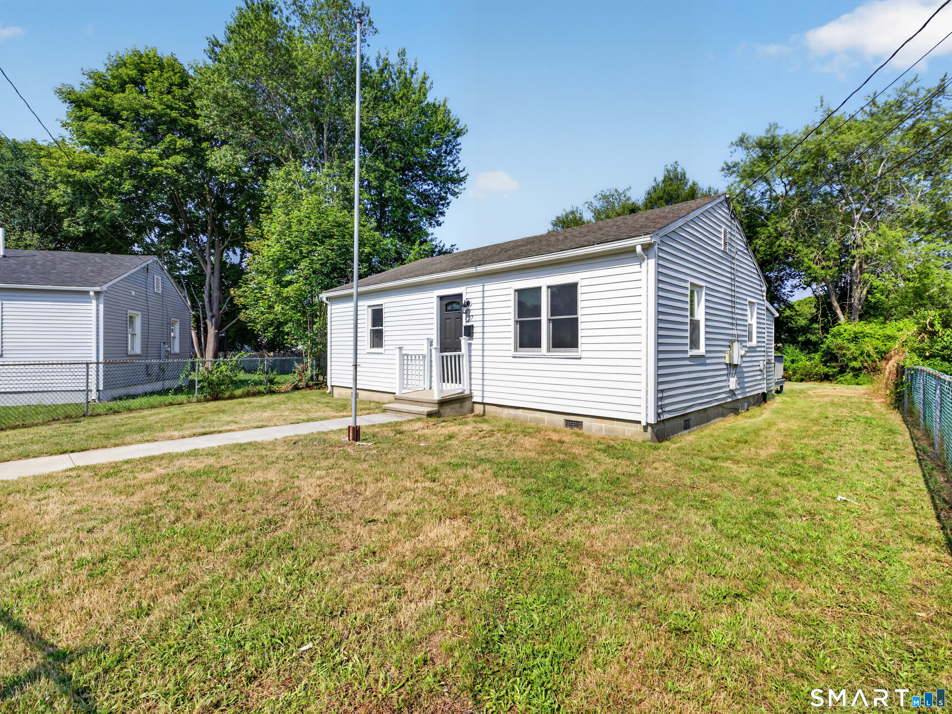 27 Flint Court Groton CT 06340