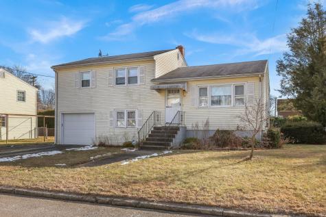 27 Ranch Drive Bridgeport CT 06606