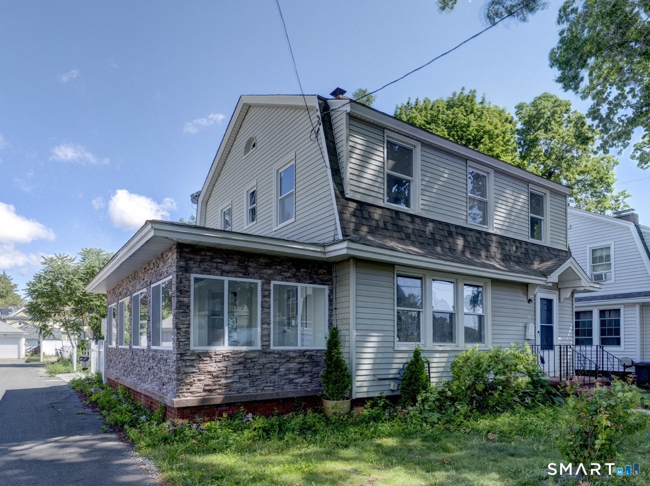 16 Shoreham Road New Haven CT 06512
