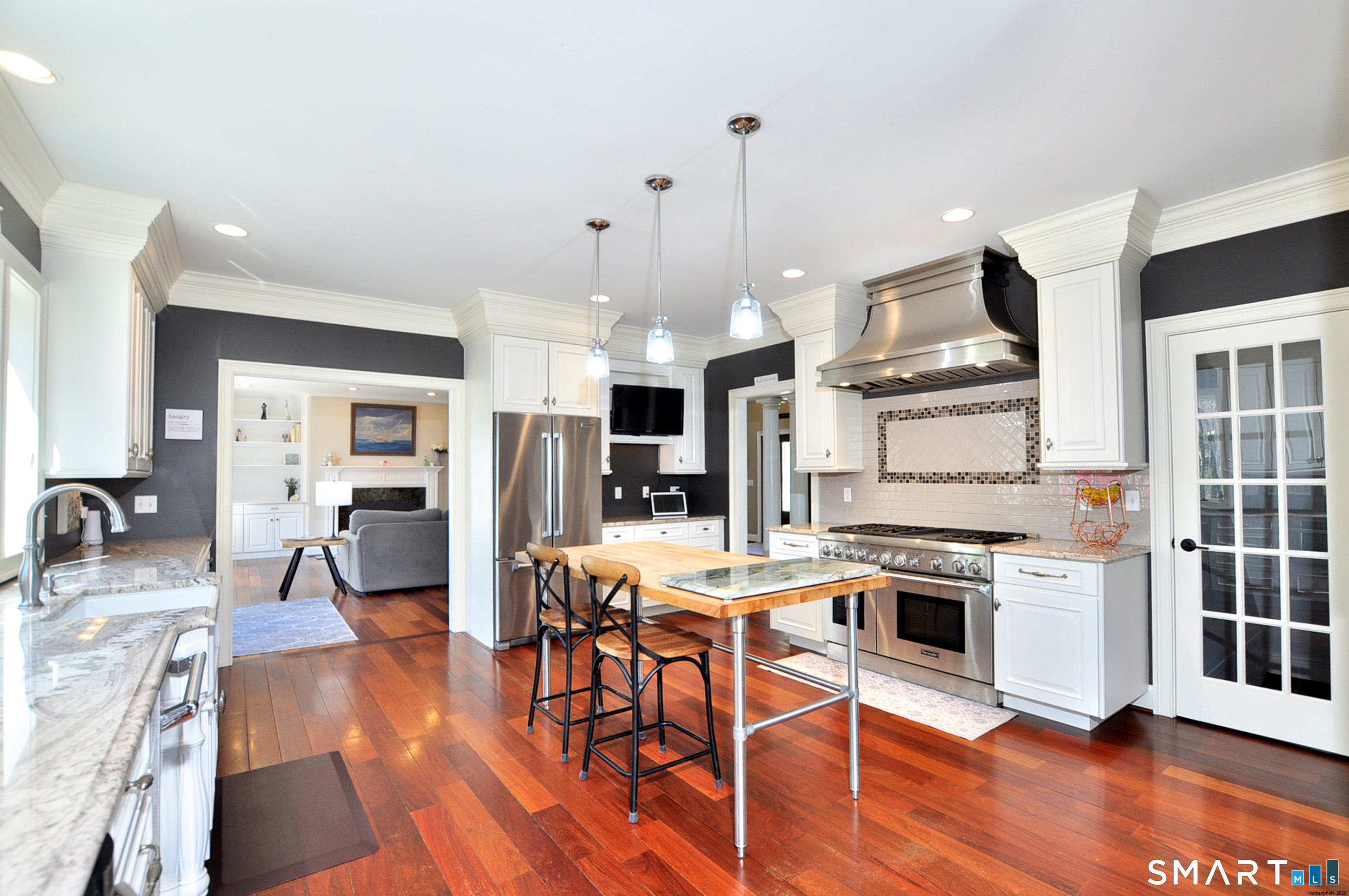 82 Indian Hill Road Canton CT 06019