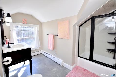 82 Indian Hill Road Canton CT 06019