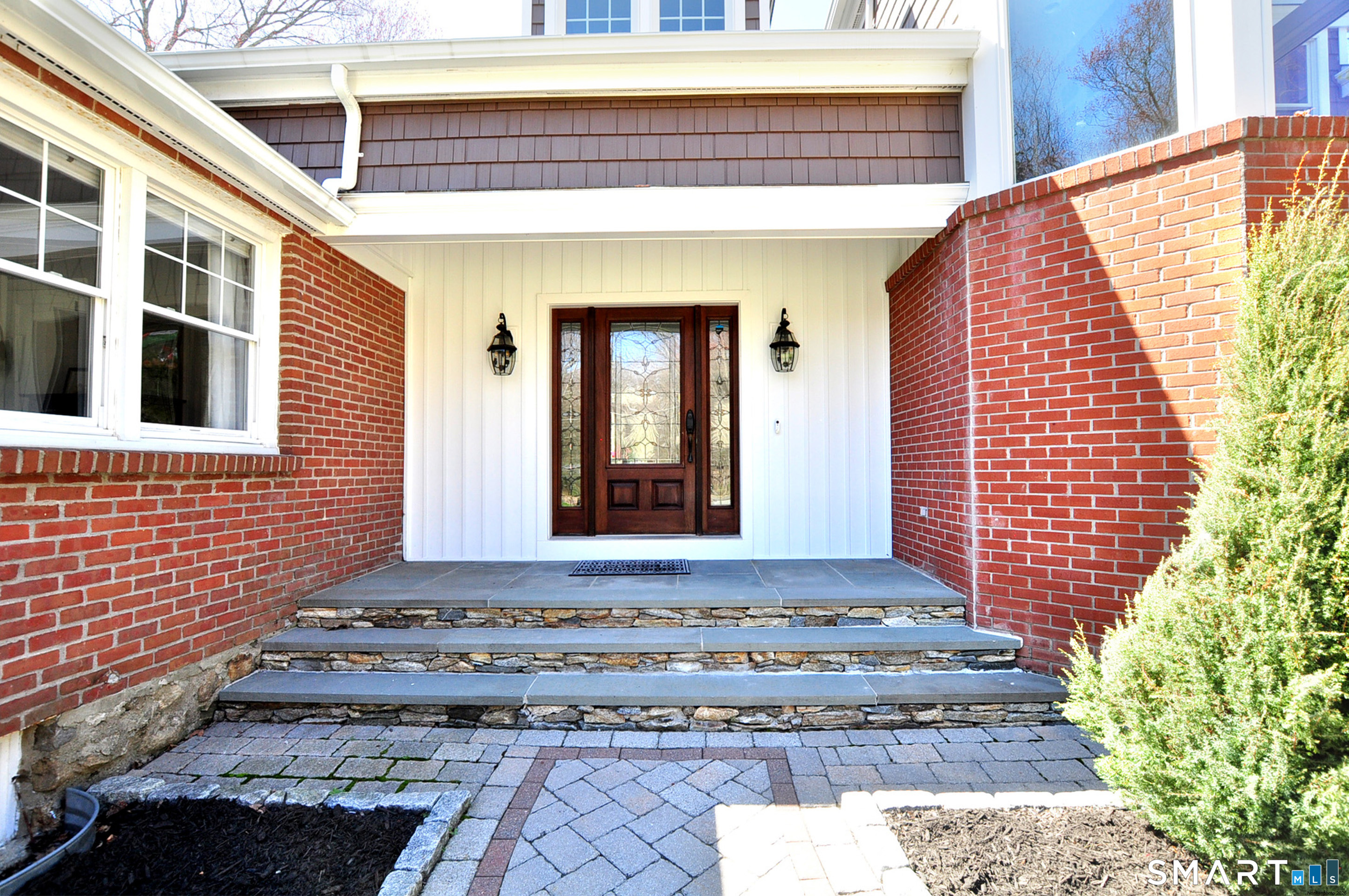 82 Indian Hill Road Canton CT 06019