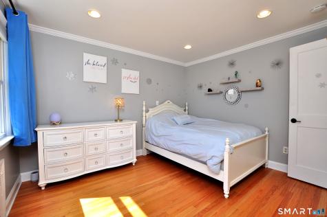 82 Indian Hill Road Canton CT 06019