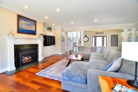 82 Indian Hill Road Canton CT 06019