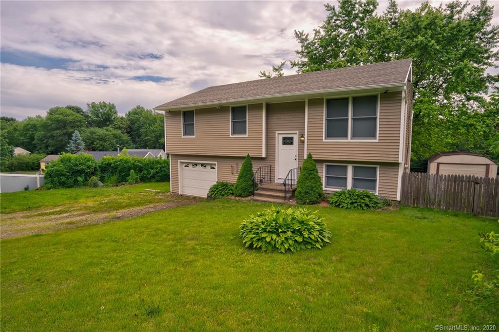 6 Tudor Lane Naugatuck CT 06770