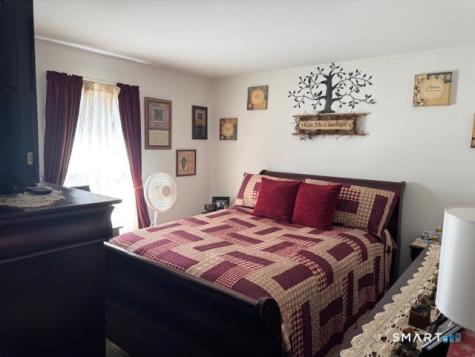 39 Courtney Lane Killingly CT 06241