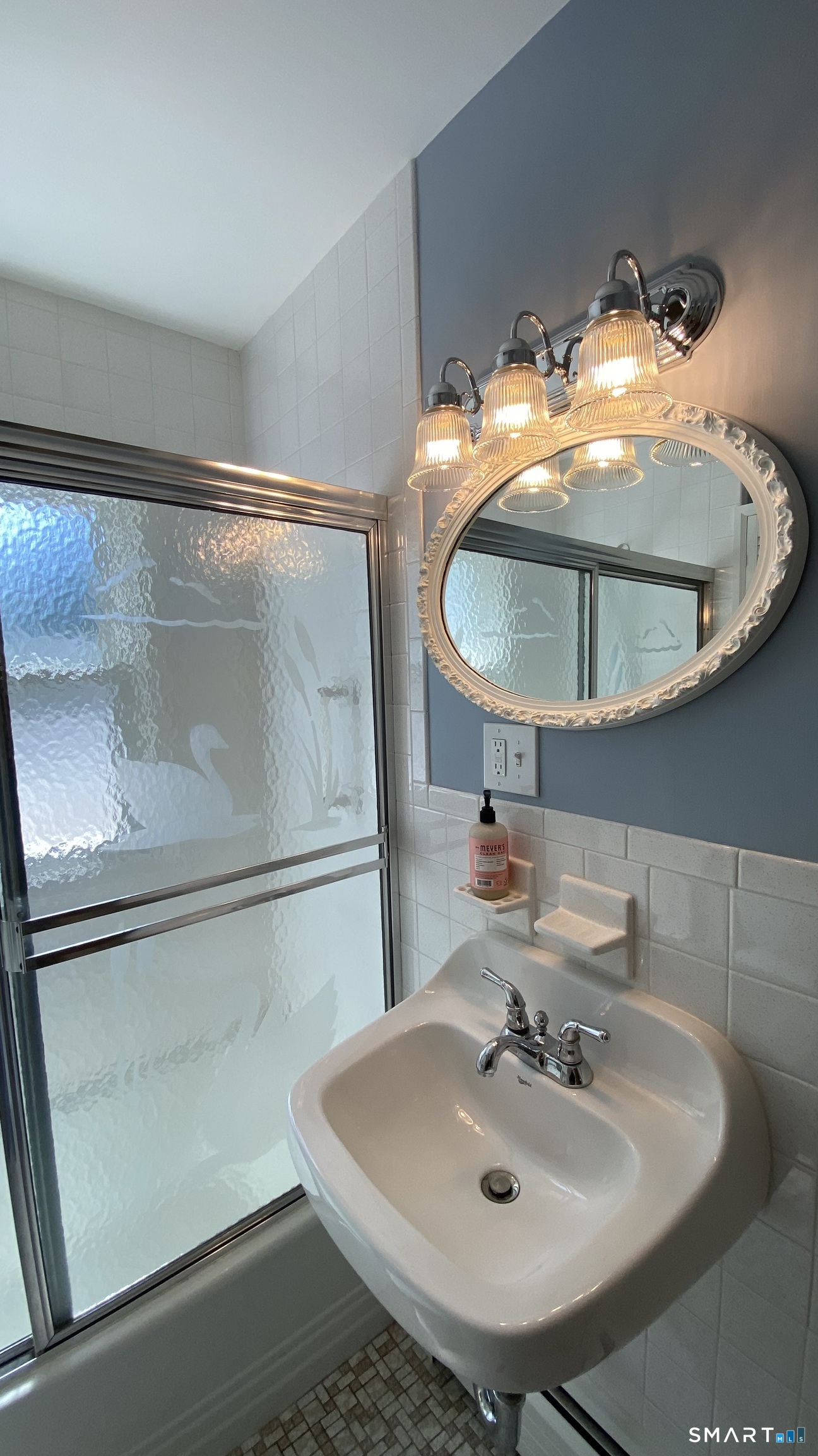 18 Tarlton Street Torrington CT 06790